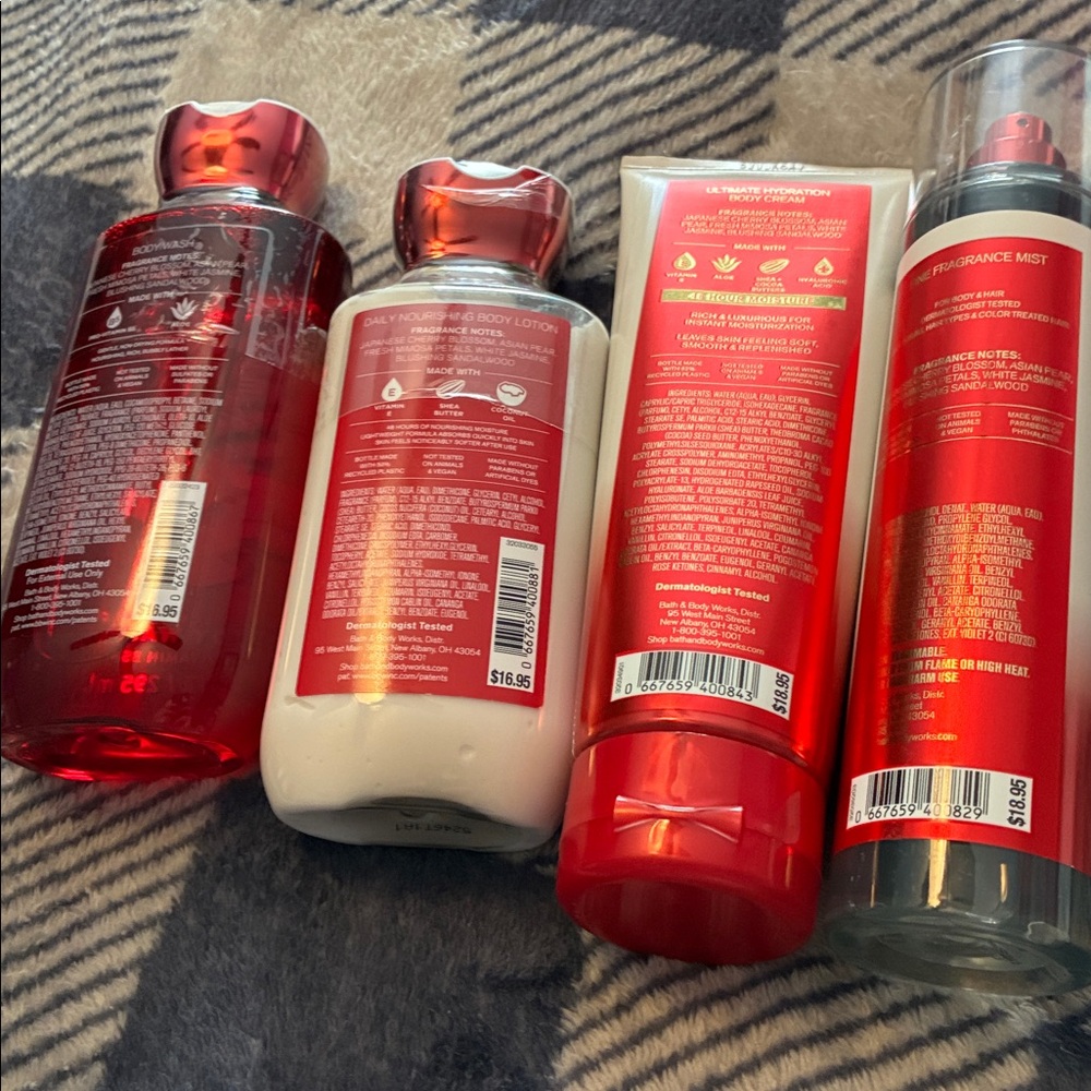 Bath & Body Works Japanese Cherry Blossom Body Care Set - Pink/Red (4) - Picture 5 of 5